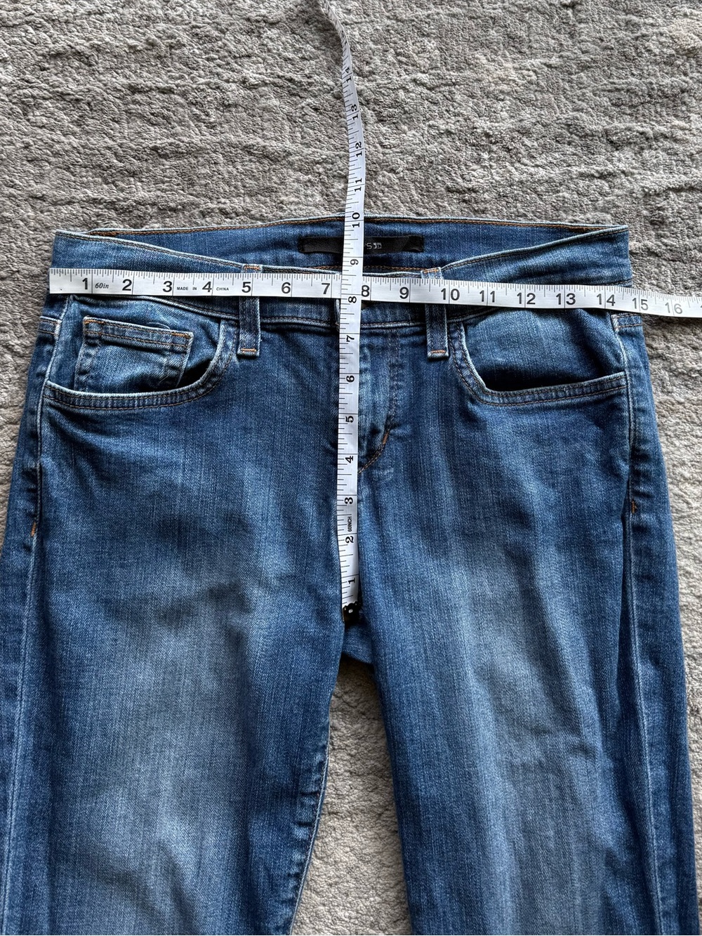 Joe’s Mid Rise Relaxed Skinny Crop Jeans | 26 - Picture 4 of 8